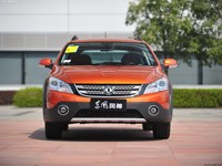 Voiture d'occasion Dongfeng Fengshen H30 Berline 2014, conduite à gauche, boîte manuelle, essence, véhicule d'exportation, stock disponible