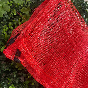 Clips de fixation rectangulaires rouges en PEHD pour filet d'ombrage durable de serre - Product Image 1