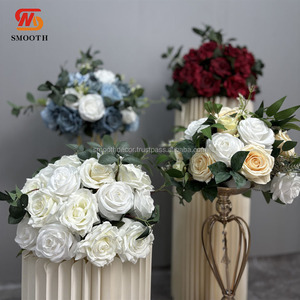 SMOOTH Promotion Boule de fleurs artificielles en soie roses rouges, bleues, jaunes pour centre de table de mariage, taille personnalisable, design asymétrique fragmenté - Product Image 6