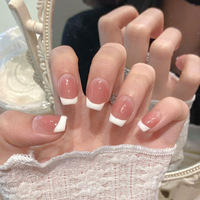 Design # 122 # 149 Nouveaux Ongles Press-on de Luxe, French Manucure Classique, Courts Forme Cercueil, Faits Main, Lot de 10 Ongles Acryliques Press-on pour Femmes