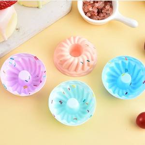 Moules à muffins en silicone réutilisables et colorés, moules de cuisson antiadhésifs pour la maison et les <span class=keywords><strong>pâtissiers</strong></span>. - Product Image 6
