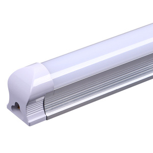 Style de conception moderne 120cm 2ft <span class=keywords><strong>60cm</strong></span> 4ft haute luminosité blanc froid <span class=keywords><strong>Led</strong></span> aluminium intégré T5 <span class=keywords><strong>T8</strong></span> <span class=keywords><strong>Tube</strong></span> - Product Image 1