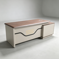 Scrivania Direzionale Moderna a L, Grande Scrivania Esecutiva di Lusso in Legno per Direttore Generale, CEO, Ufficio Amministrativo