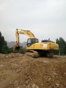 Excavadora de 30 toneladas Komatsu Pc300 usada con certificación original de Japón, tractor pesado con motor y bomba de componentes básicos - Product Image 3