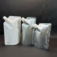 Pochettes souples à bec verseur avec bouchon à vis pour café, liquides et détergent de lavage, formats 250ml, 500ml, 1L – Idéales pour un usage flexible et la recharge (Doypack)