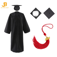Robe de graduation noire 100% polyester et toques avec pompons rouges, robe de graduation avec étole rouge