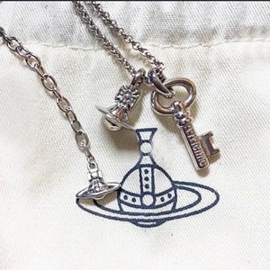 Collar y Pulsera Empress Dowager Vivienne Key Saturn, Estilo Punk, Chapado en Oro, Cadena para Suéter con Planeta 3D, Incrustaciones de Aleación Cúbica, Aniversario - Product Image 6