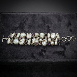 Vintage Alloy Cuff <b>Bracelet</b> With Imitation Pearl And <b>Gemstone</b> Inlay For Women - Product Image 1
