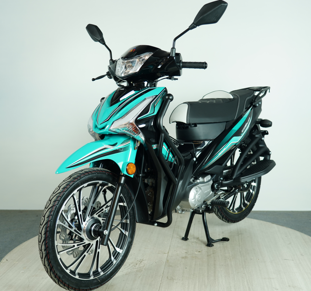 Gas Powered Scooters for Sale Wholesale Petrol Motorcycle 110cc Scooter Moto 110 125 150