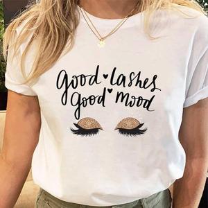 Wimpern druckt T-Shirt Prinzessin Make-up Kunst Roségold Wimpern weibliches T-Shirt Kawaii 90er T-Shirts - Product Image 1