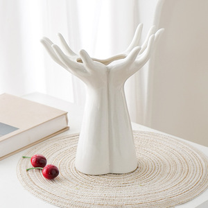 <span class=keywords><strong>Vase</strong></span> à fleurs <span class=keywords><strong>en</strong></span> porcelaine au design minimaliste moderne, <span class=keywords><strong>en</strong></span> <span class=keywords><strong>forme</strong></span> <span class=keywords><strong>de</strong></span> main <span class=keywords><strong>humaine</strong></span>, pour arrangement floral, pot décoratif pour salon - Product Image 3