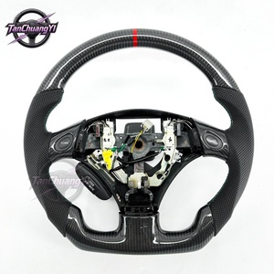 Volant de voiture personnalisé en cuir perforé et fibre de carbone pour JZS160 GS300 GS430 2001-2005 - Product Image 1