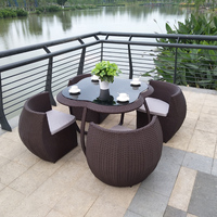 Chaises modernes pour restaurants, chaises de salle à manger en rotin pour l'extérieur, ensembles de table et de jardin, ensemble patio peu encombrant