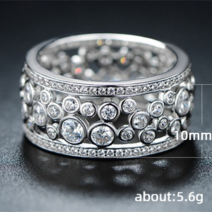 Anello Traforato Stile Pavé per Donne, Gioiello da Dito con Pietre Scintillanti, Moda per Uso Quotidiano - Product Image 5