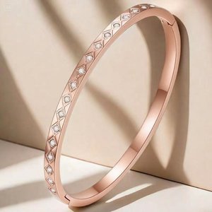 Série été 2024, bracelet en acier inoxydable personnalisé exquis de 6 mm avec design géométrique en zircon pour cadeau de mariage pour femmes - Product Image 6