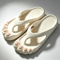 Nouveauté 2026, Meilleures ventes : Tongs souples imperméables en forme de grande patte, à plateforme légère et amortissante, pour salle de bain, douche, plage, piscine et intérieur