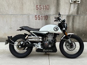 Motocyclettes de sport d'occasion <span class=keywords><strong>Aprilia</strong></span> Cr150, <span class=keywords><strong>moto</strong></span> à essence d'occasion, injection de carburant, refroidissement par eau - Product Image 2