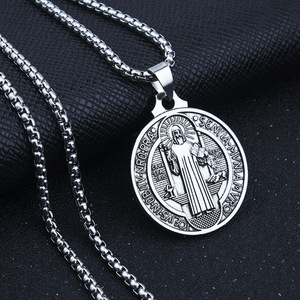 Collier Croix Féminin Élégant Pendentifs <span class=keywords><strong>Crucifix</strong></span> Saint Benoît Catholique de Haute Qualité pour les Occasions de Mariage - Product Image 5
