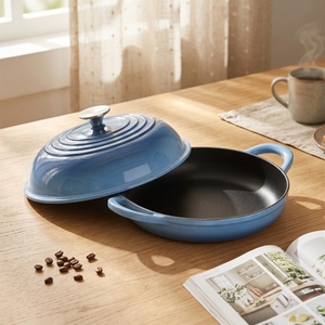 <span class=keywords><strong>Cocotte</strong></span> <span class=keywords><strong>en</strong></span> <span class=keywords><strong>fonte</strong></span> émaillée avec couvercle <span class=keywords><strong>en</strong></span> verre, intérieur antiadhésif, <span class=keywords><strong>compatible</strong></span> tous feux <span class=keywords><strong>et</strong></span> fours, bleue - Product Image 2