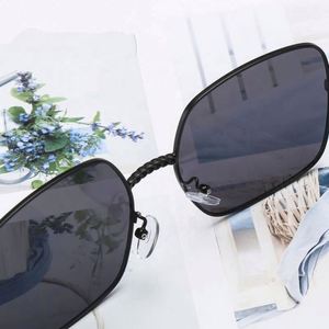 2019 Best Quality Vintage Metal <b>Chain</b> Frame <b>Mirror</b> Ladies Shades square Sunglasses - Product Image 4