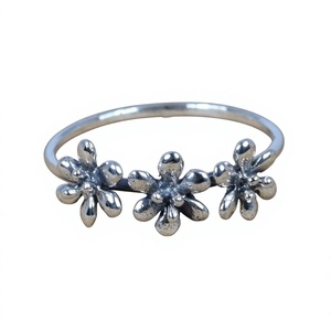 Anillo de Plata de Ley 925 con Flor, Joyería Fina Artesanal Cristiana, Estilo Antiguo, Certificado - Product Image 1
