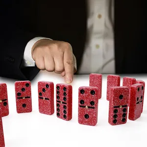 厂家批发双6多米诺装饰游戏套装红色大理石效果设计白色圆点带金色微调定制标志赌场