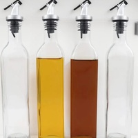 Bouteille à huile carrée en verre avec bec verseur pour la sauce soja et les condiments