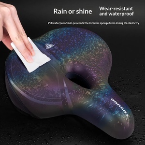 Coussin <span class=keywords><strong>de</strong></span> <span class=keywords><strong>selle</strong></span> universel TOSUOD en polyuréthane coloré, épaissi et élargi, <span class=keywords><strong>ultra</strong></span>-doux, pour vélo <span class=keywords><strong>de</strong></span> montagne, prévient les douleurs aux fesses - Product Image 3
