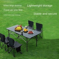 Table pliante en acier au carbone - Portable, idéale pour les pique-niques en plein air, la pêche, les sorties à la plage et le camping. une table carrée.