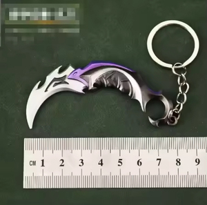 Porte-clés en métal Valorant : Pendentif M4 <span class=keywords><strong>Fusil</strong></span> et <span class=keywords><strong>Couteau</strong></span> Griffe, Jouet de collection tendance en alliage de zinc - Product Image 6