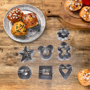 High Quality Custom Stainless Steel 12-Piece Cookie Cutters <strong>Mold</strong> Set with Heart Flower Animal <strong>Pumpkin</strong> Star Square Shapes Handle - Product Image 3