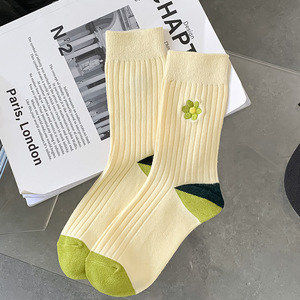 Women's Crew Socks Mid-Calf Cotton Striped Breathable Sweat-Absorbing Summer Casual Socks - Product Image 4