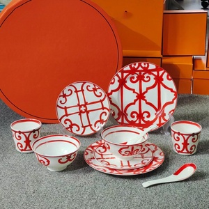 Ensemble de vaisselle en porcelaine de style européen à bas prix, 10 pièces, bols et assiettes en porcelaine fine - Product Image 4