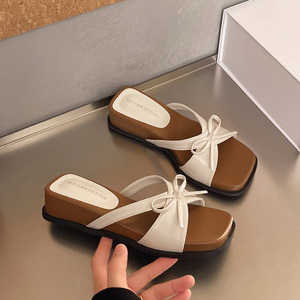 Superbes sandales d'été pour femmes de style français, nouvelle collection 2026, sandales compensées à semelle épaisse style féerique pour soirée - Product Image 2