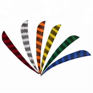 Panahan Arrow Bulu Asli dengan Berbagai Warna Nyata Turkey Feather untuk Pemanah