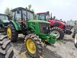 Tracteur <span class=keywords><strong>John</strong></span> and <span class=keywords><strong>Deere</strong></span> 6E-1404 à usage intensif: idéal pour le labourage à grande échelle des champs de maïs et la récolte du blé - Product Image 3