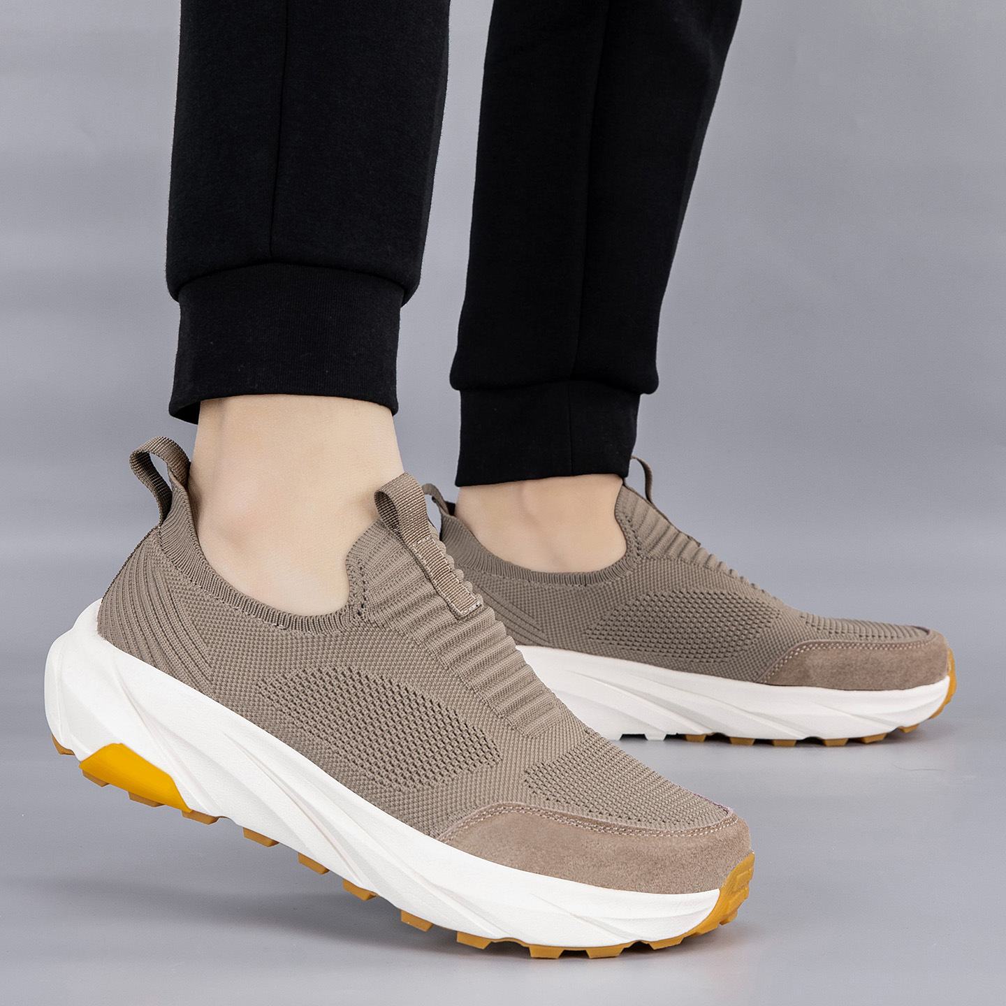Fly-knit Designer Shoes Casual Sneakers Men's Slip-on Soft Bottom Non-slip Breathable Lightweight Walking Summer Shoes