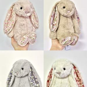JellyCatt 25ème Anniversaire <span class=keywords><strong>Lapin</strong></span> de Pâques Patchwork Floral Fraise 31cm Rembourrage Coton PP Lavé Technics Peluche Animale Jouet Réconfortant - Product Image 6
