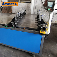 Machine de fabrication de panneaux LED en aluminium alvéolaire perforé pour lames de bardage composites en treillis métallique pour portes et aérations extérieures