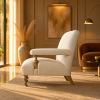 Fauteuil de luxe artisanal avec dossier parfaitement inclinable, accoudoirs et assise rembourrés pour villa et appartement de vacances