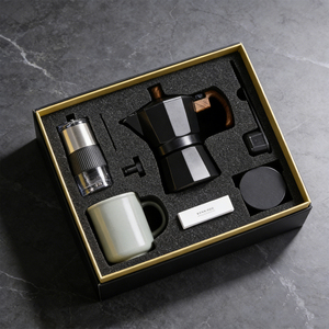 Coffret Cadeau de Voyage de Luxe Personnalisé Fait Main <span class=keywords><strong>Klam</strong></span> pour Café – Cafetière Verseuse, Moulin Manuel Col de Cygne, Dripper Portable 350ml - Product Image 3