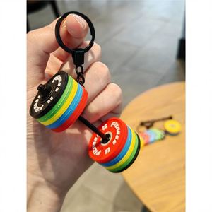 Pendentif haltère en caoutchouc souple de haute qualité, amusant et attrayant, avec chaîne détachable, porte-clés sportif à suspendre, cadeau pour hommes et femmes - Product Image 4