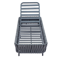 Chaise longue pliable de luxe moderne en aluminium avec cadre en corde tressée durable et coussins pour villa et usage extérieur