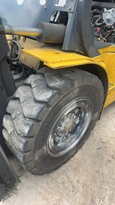 Second Hand Komatsu FD50 Diesel Forklift 5 Ton Three Stage Mast 1220mm <b>Fork</b> Length for Warehouse & Factory - Product Image 4