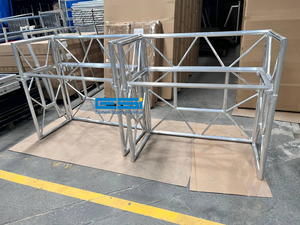 ESI DJ Booth Riser Platform para una presencia elevada en el escenario DJ Booth Shell con paneles frontales extraíbles - Product Image 2