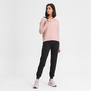 Automne <span class=keywords><strong>Femme</strong></span> Filles À Manches Longues Tops Solide Surdimensionné Femmes Lâche Chemise Décontractée Plus La Taille Vêtements Femmes Streetwear T-shirts - Product Image 4