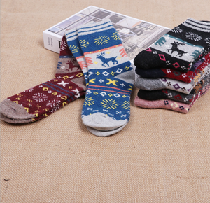 Calzini Invernali da <span class=keywords><strong>Donna</strong></span> Youki di Alta Qualità con Stampa Animalier, Traspiranti, Caldi, Natalizi, Lavorati a Maglia, Spessi ed Elastici - Product Image 3