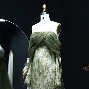 Элегантное зеленое вечернее платье Sharon Said SF254 с открытыми плечами и кружевом для свадьбы, торжественных мероприятий, выпускного вечера, для гостей (нет в наличии) - Product Image 5