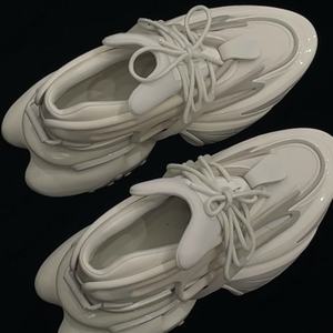 Chaussures de marche de luxe de haute qualité, nouvelles, de marque, pour femmes et hommes, baskets en cuir synthétique personnalisées, légères, été, vente en gros - Product Image 1