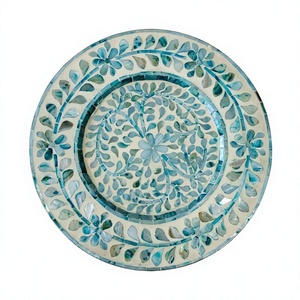 Assiette de service en bois de luxe, qualité excellente, faite à la main, sous-assiette ronde en bois - Product Image 1